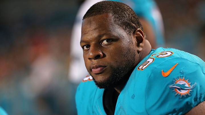 NFL rumors: Latest off-season news on free agency, trades, more