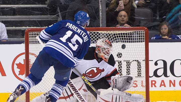 Parenteau's shootout goal gives Leafs 3-2 win over Devils