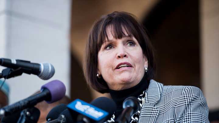 Congresswoman blasts new poll about Redskins name