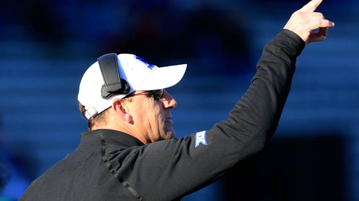 Kansas State tries to give coach Bill Snyder win No. 200