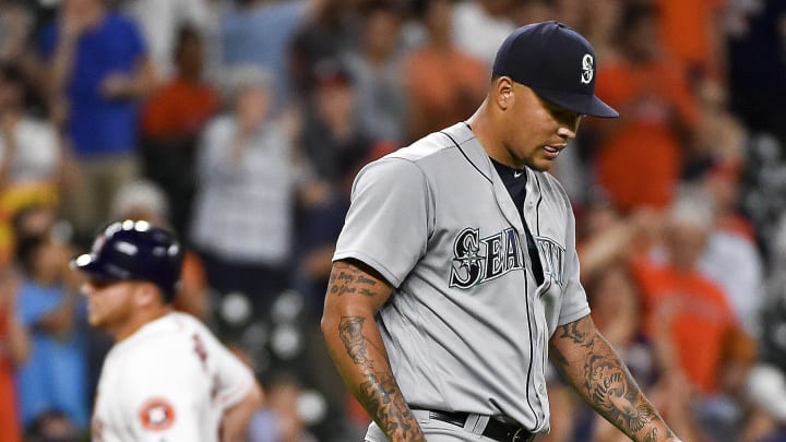 Hernandez nears return, Walker goes to DL for Seattle