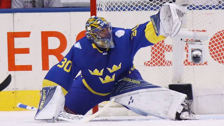 Lundqvist, Sweden beat Finland at World Cup of Hockey