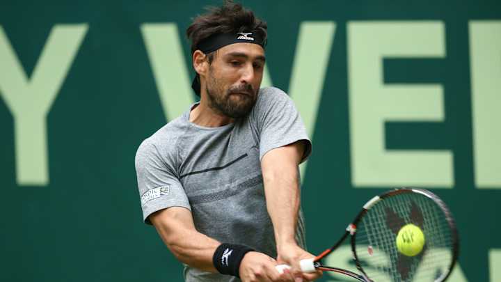 Marcos Baghdatis advances to Hall of Fame semifinals