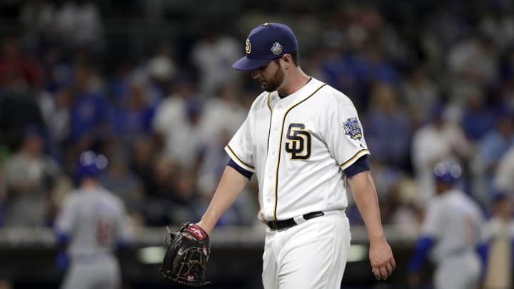 Cubs hit 3 HRs to back Lester in 5-1 win over Padres