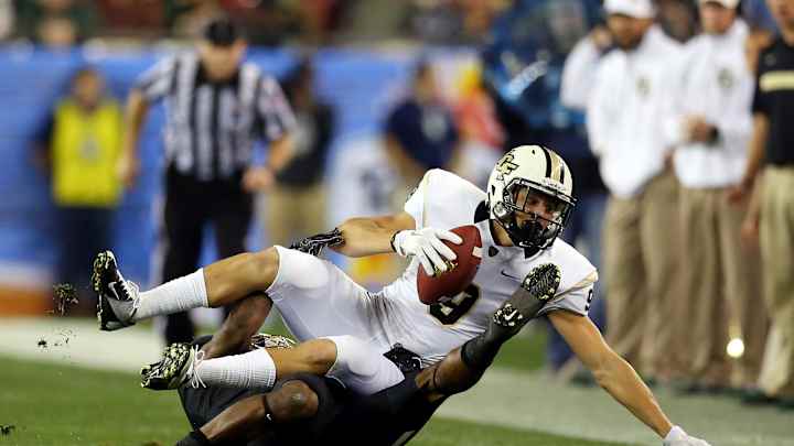 Patriots’ J.J. Worton arrested for assaulting two women, one man