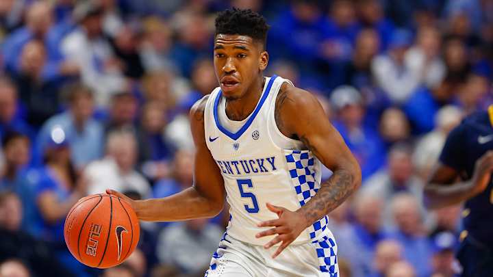 Kentucky, Villanova stay 1-2 in AP top 25; Baylor up to No. 9