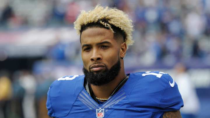 Giants receiver Odell Beckham Jr. leaves game with hip injury, returns Giants receiver Odell Beckham Jr. leaves game with hip injury, returns
