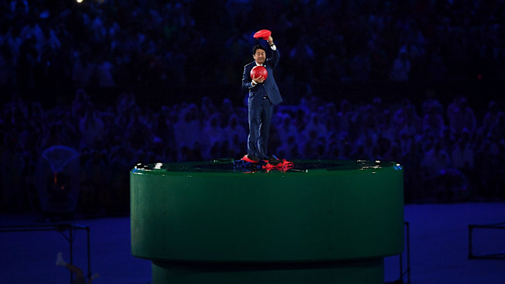 Japanese prime minister emerges from Mario pipe at Rio closing ceremony