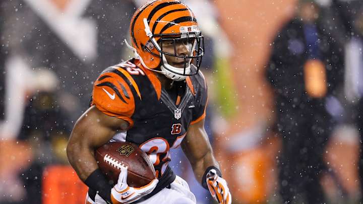 Bengals give RB Gio Bernard 3-year extension through 2019
