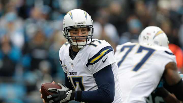 Raiders look to clinch playoff spot with win vs fading Bolts