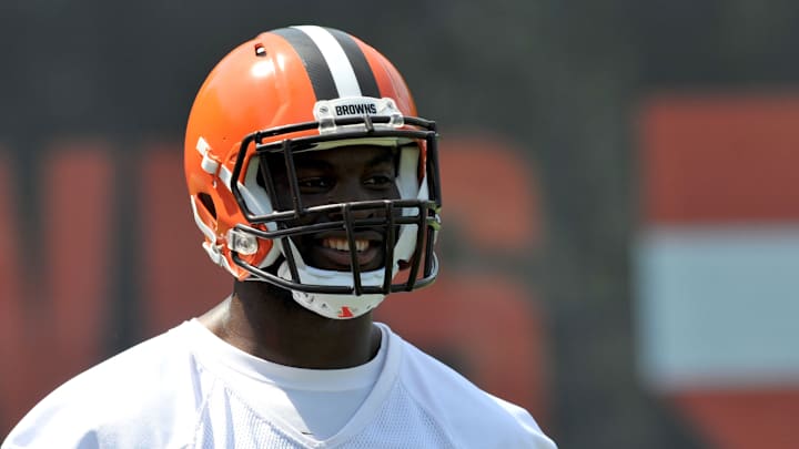 Patriots trade for Barkevious Mingo
