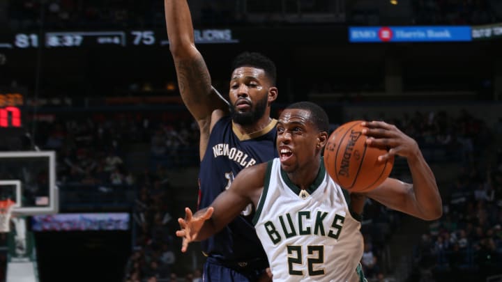 Middleton scores 19 points to lead Bucks past Pelicans