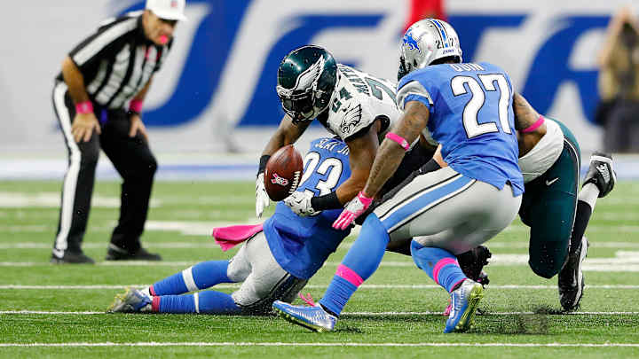 Watch: Lions beat Eagles after controversial ruling on fumble Watch: Lions beat Eagles after controversial ruling on fumble