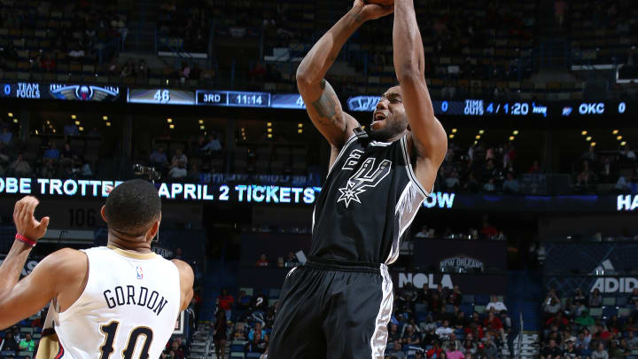 Leonard scores 30 and Spurs rally past Pelicans, 94-86