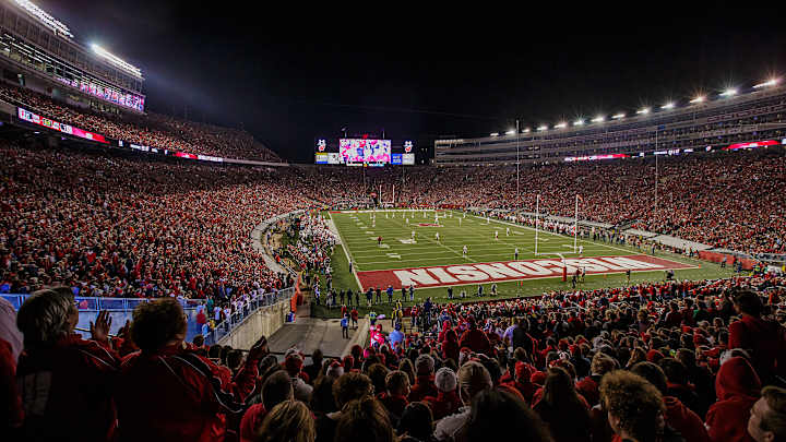 Wisconsin toughens stadium policy after racist Obama costume at football game