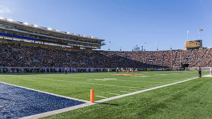 Under Armour, Cal athletics sign 10-year shoe, apparel deal