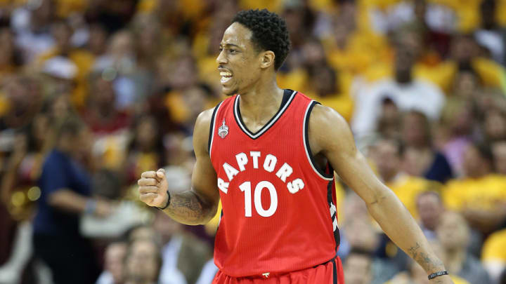 Report: DeMar DeRozan focused on re-signing with Raptors