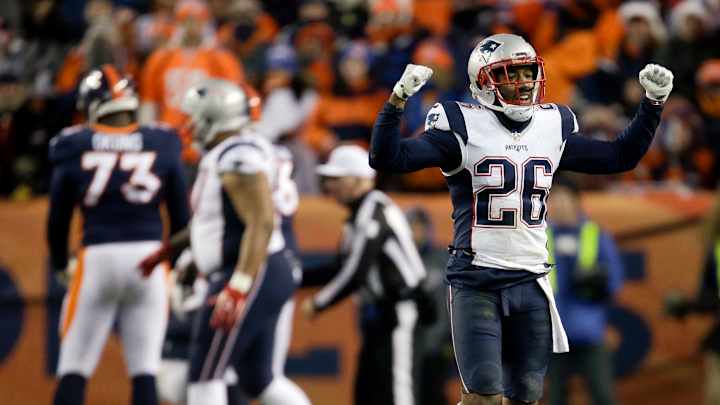 Defense showing its toughness for playoff-bound Patriots