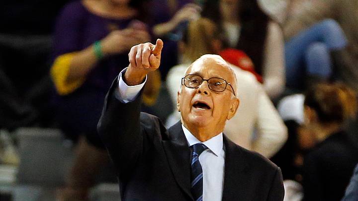 No. 10 SMU stays unbeaten by routing East Carolina 79-55 No. 10 SMU stays unbeaten by routing East Carolina 79-55