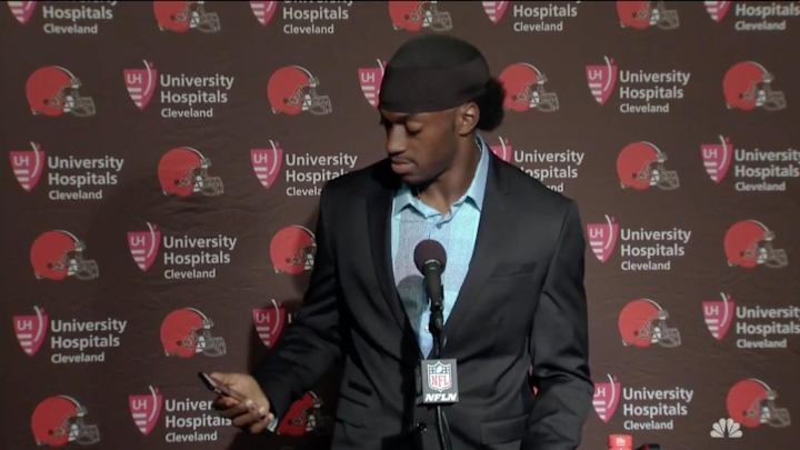 RG3’s worried mother called him in the middle of his press conference RG3’s worried mother called him in the middle of his press conference