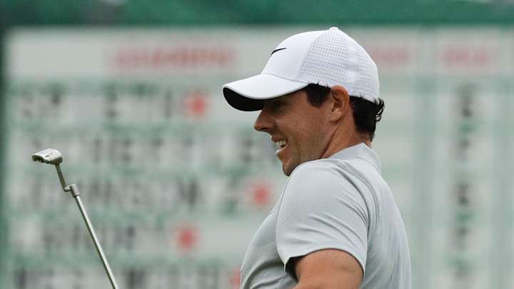 McIlroy digs himself in deep hole on soft Oakmont course