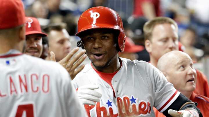 Stanton's blast in 8th lifts Marlins to 6-4 win