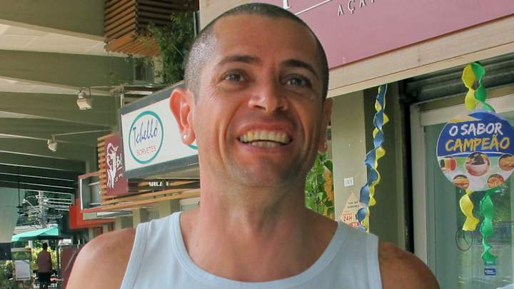 Gas station translator, swimmer disagree on gun pointing