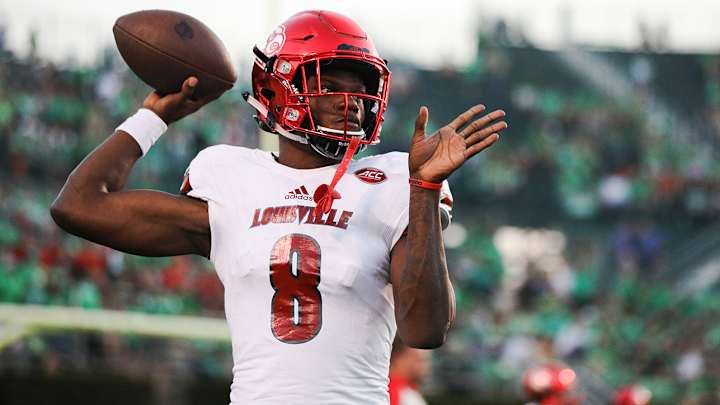 Heisman Watch: Lamar Jackson retains lead ahead of crucial clash with Clemson