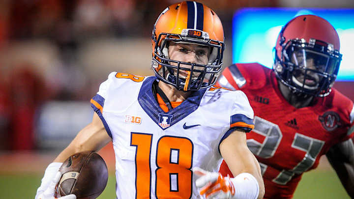 ACL tear will cost Illinois receiver Dudek another season