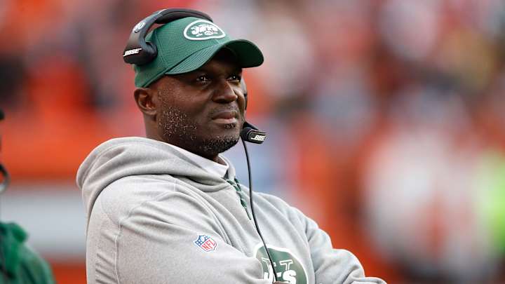Todd Bowles to coach Jets from sideline against Patriots after release from hospital Todd Bowles to coach Jets from sideline against Patriots after release from hospital