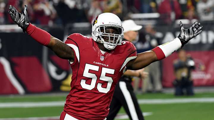 Sean Weatherspoon’s fiancée stumbles upon paycheck during move Sean Weatherspoon’s fiancée stumbles upon paycheck during move