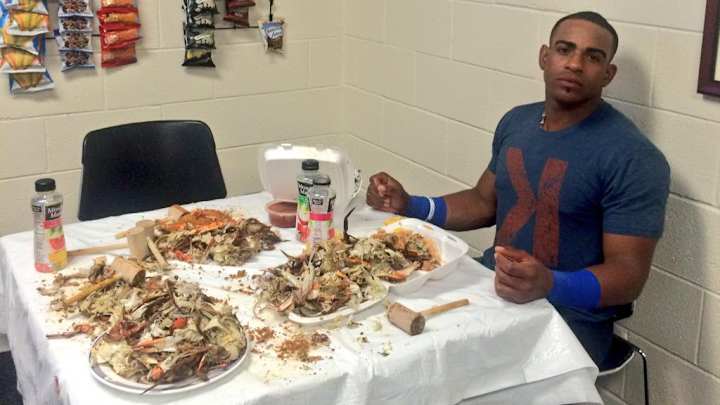 Yoenis Cespedes offered lifetime supply of crabs if he signs with Orioles Yoenis Cespedes offered lifetime supply of crabs if he signs with Orioles