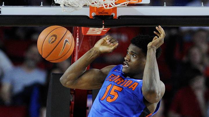 Allen scores 19 to lead Florida past Georgia 57-53 in SEC Allen scores 19 to lead Florida past Georgia 57-53 in SEC