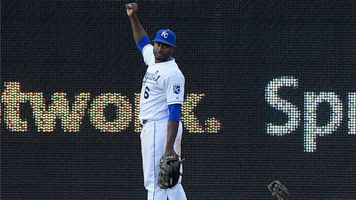 This is weird: 14-foot-tall statue of a Royals player found in the woods