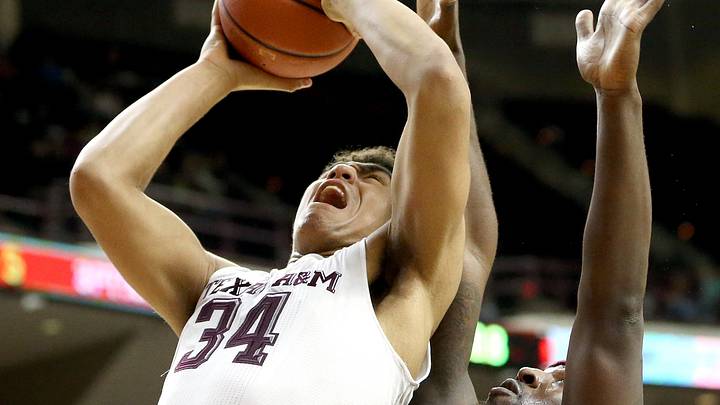 House leads No. 21 Texas A&M over Mississippi State 68-66 House leads No. 21 Texas A&M over Mississippi State 68-66