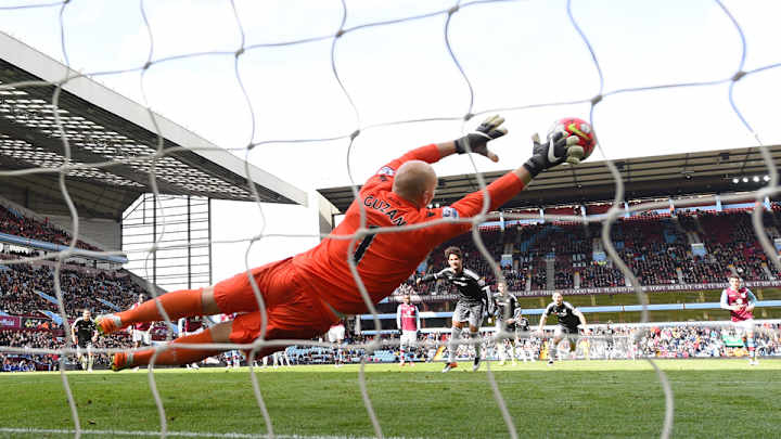 Report: Middlesbrough wants to sign American Brad Guzan from Aston Villa Report: Middlesbrough wants to sign American Brad Guzan from Aston Villa