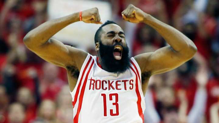 Rockets’ new free throw distraction is defintiely distracting Rockets’ new free throw distraction is defintiely distracting