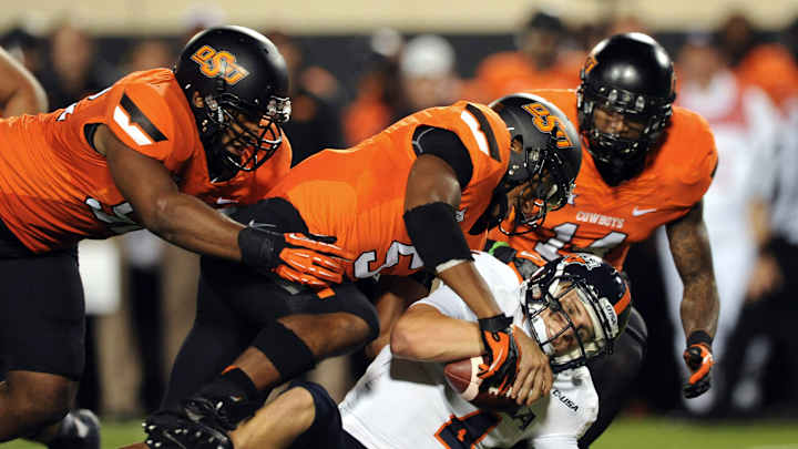 Concussions prompt UTSA QB Bogenschutz to quit football