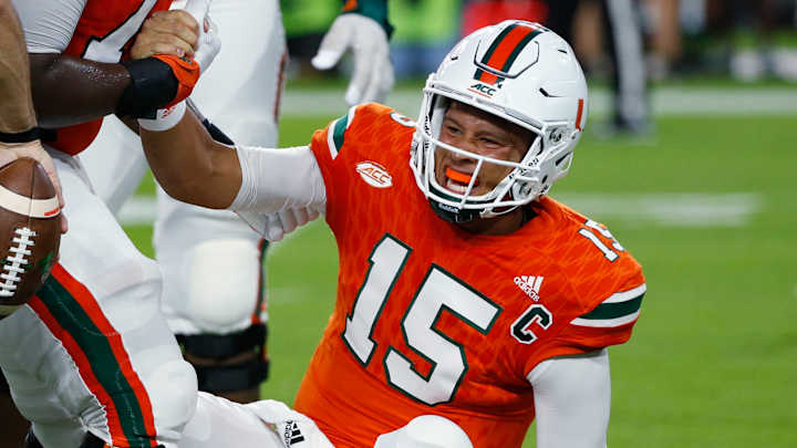 Kaaya practices for No. 16 Miami, despite shoulder issue Kaaya practices for No. 16 Miami, despite shoulder issue