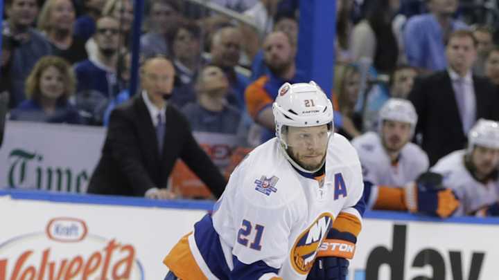 AP Source: Buffalo Sabres sign free-agent Kyle Okposo