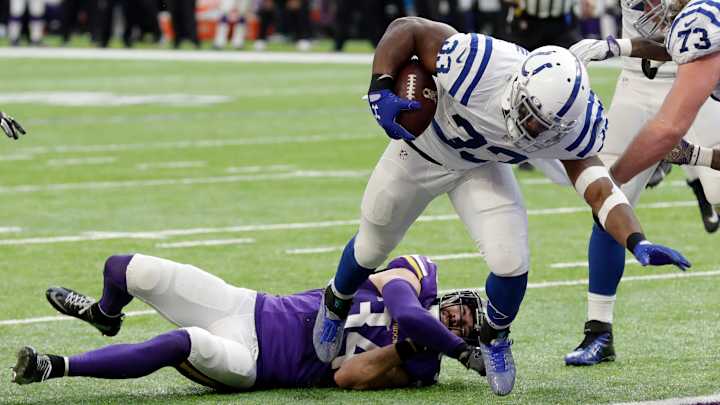 Colts ready to put road winning streak on line at Black Hole