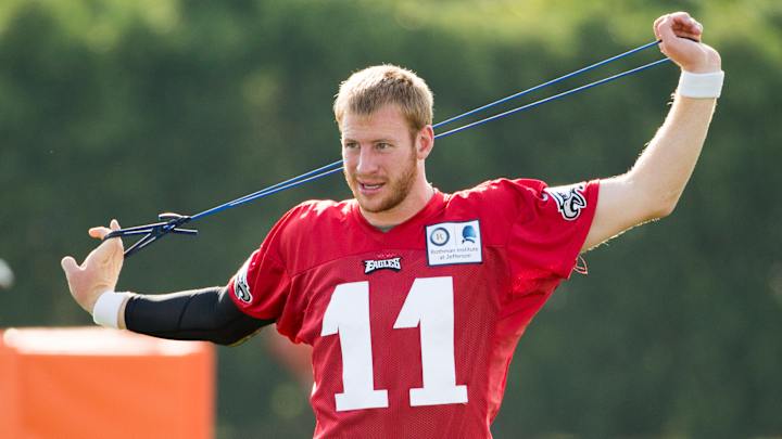 Carson Wentz named starter for the Eagles