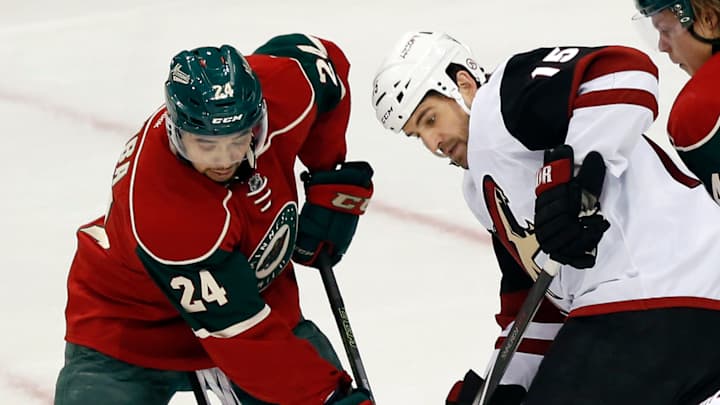 Duclair scores in shootout, Coyotes beat Wild 2-1 Duclair scores in shootout, Coyotes beat Wild 2-1