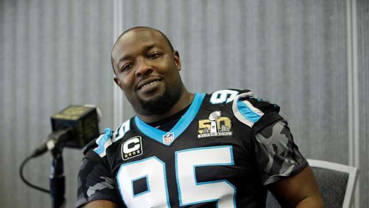 DE Charles Johnson takes big pay cut to return to Panthers