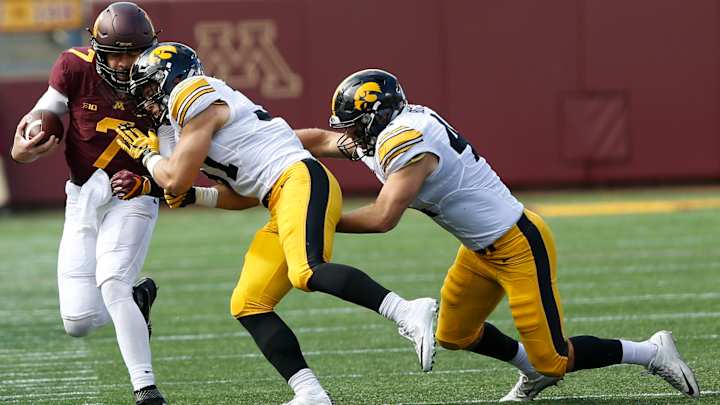 Minnesota lists QB Mitch Leidner as out vs. Maryland