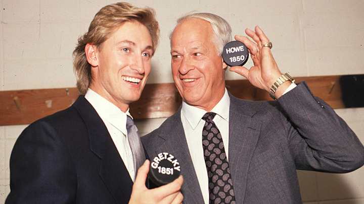 Wayne Gretzky calls Gordie Howe ‘the greatest hockey player ever’