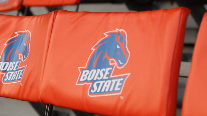 Former Boise State player arrested for impersonating officer
