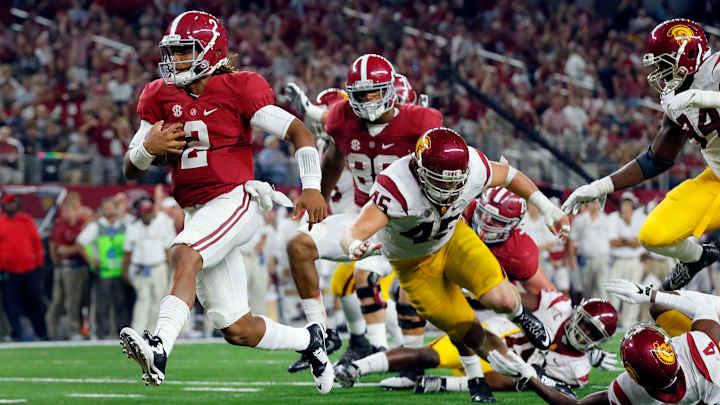 It's a sweep: No 1. Alabama cleans up on AP All-SEC team