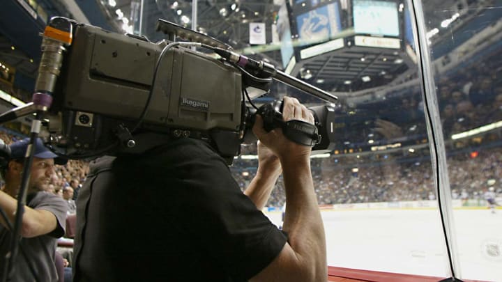 Twitter to live stream free MLB, NHL game per week Twitter to live stream free MLB, NHL game per week