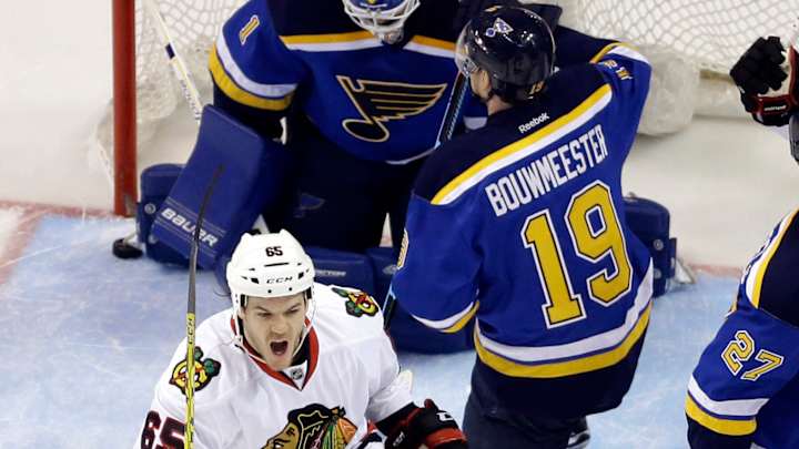 Blues end string of 1-and-dones by beating Blackhawks in 7